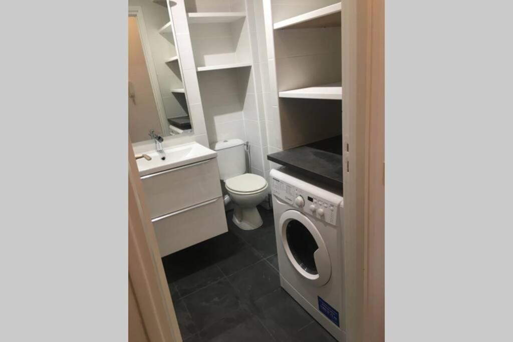 Studio Meuble Proche Plages Et Vieille Ville Антиб Екстериор снимка